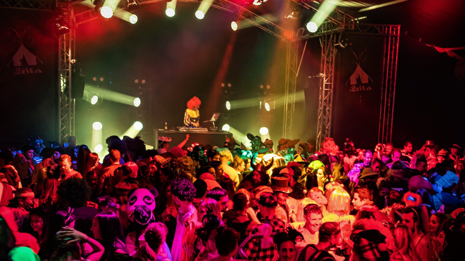 s Zelt Fasnacht in Wil mit DJ Piccolo 2022 Party